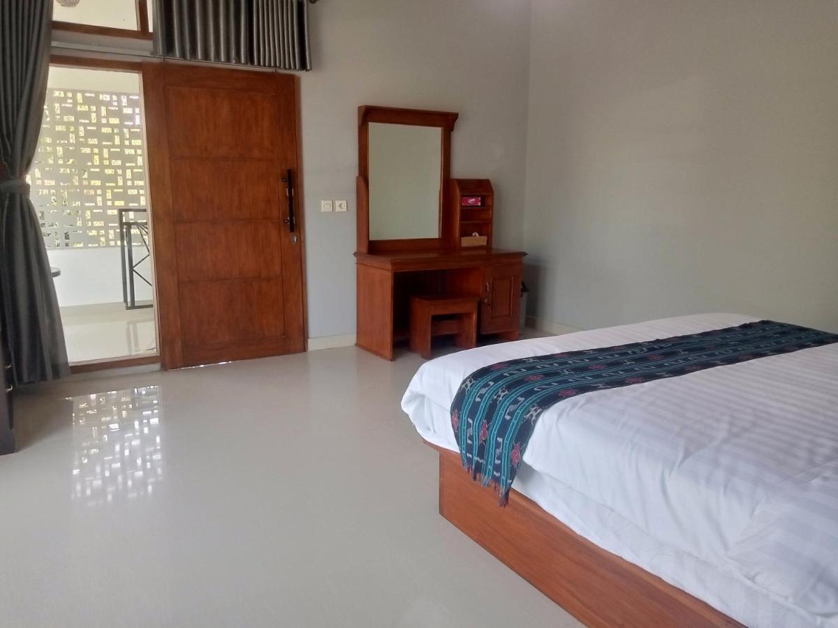 Warm Villas Lombok Kuta  Exteriör bild