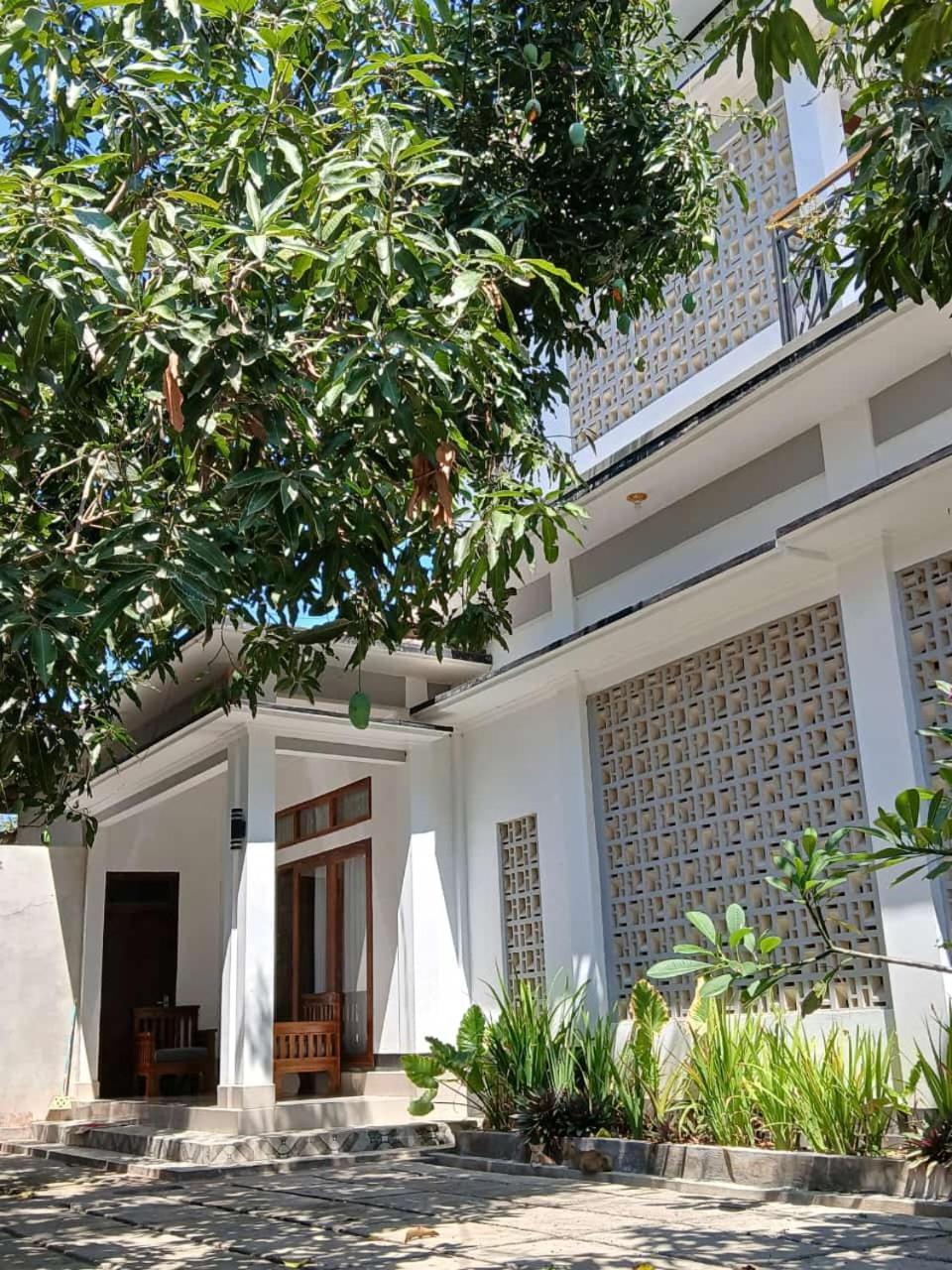 Warm Villas Lombok Kuta  Exteriör bild